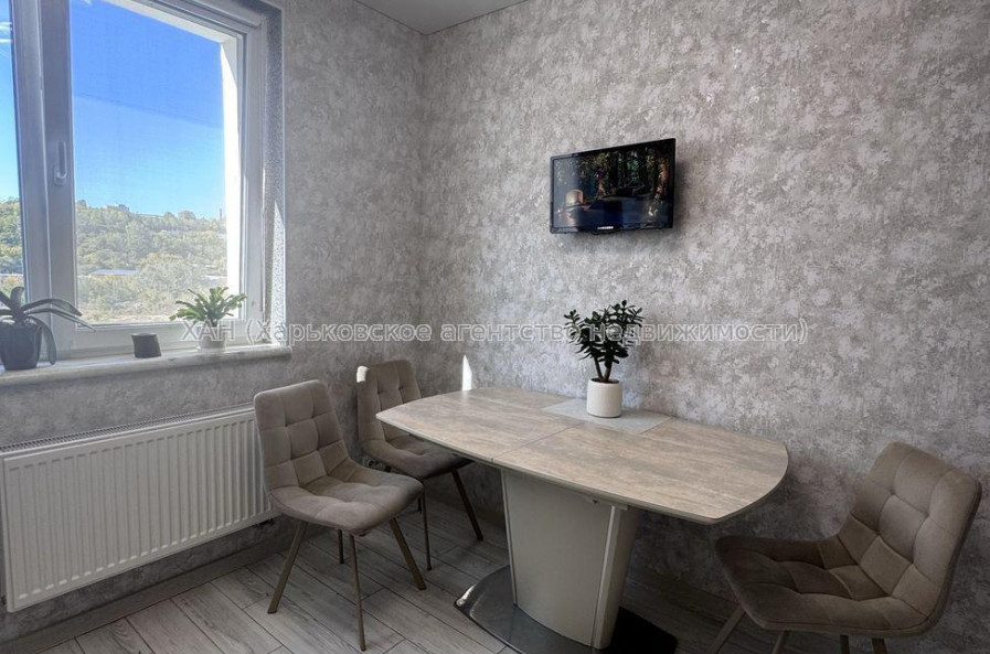 Продам квартиру, Шевченко ул. , 2  ком., 62 м², евроремонт 