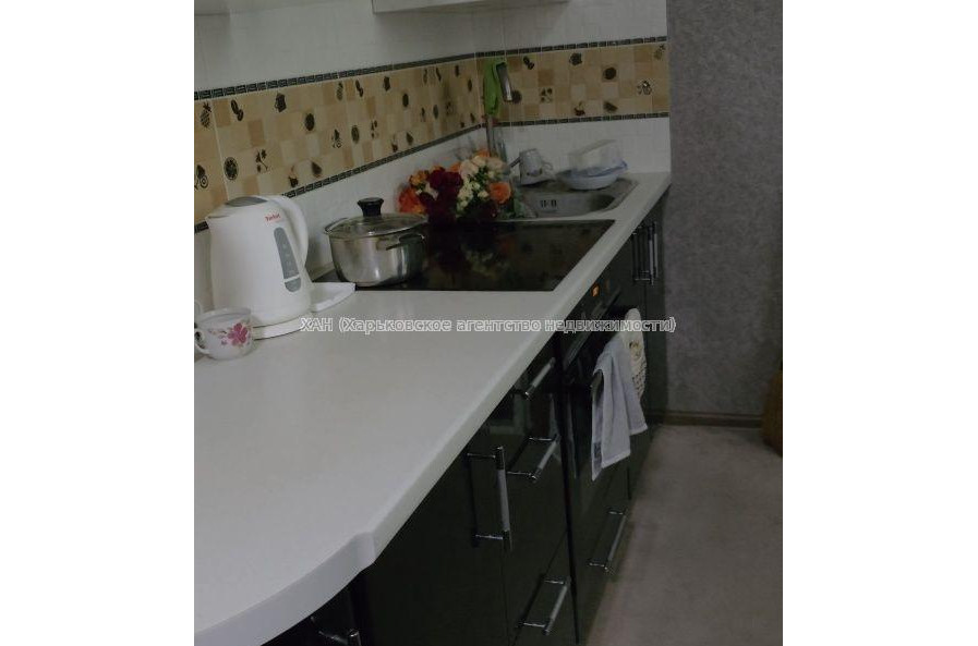 Продам квартиру, Героев Харькова просп. , 2 кім., 23.80 м², евроремонт 
