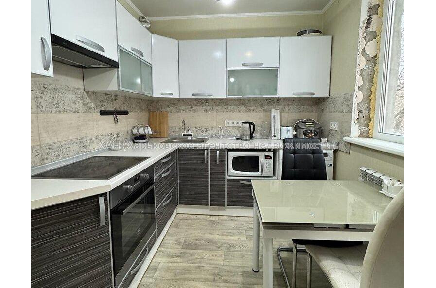 Продам квартиру, Леся Сердюка ул. , 2  ком., 53 м², евроремонт 
