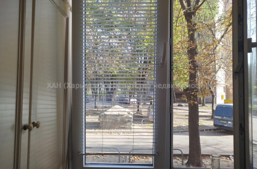 Продам квартиру, Аэрокосмический пр. , 2  ком., 43.10 м², капитальный ремонт 