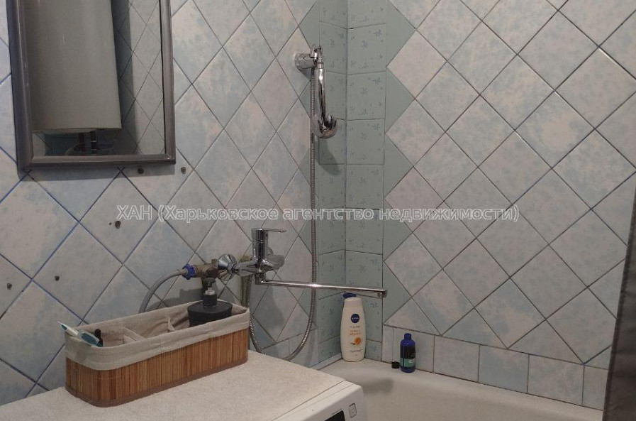 Здам квартиру, Непокоренных ул. , 1 кім., 35 м², косметический ремонт 
