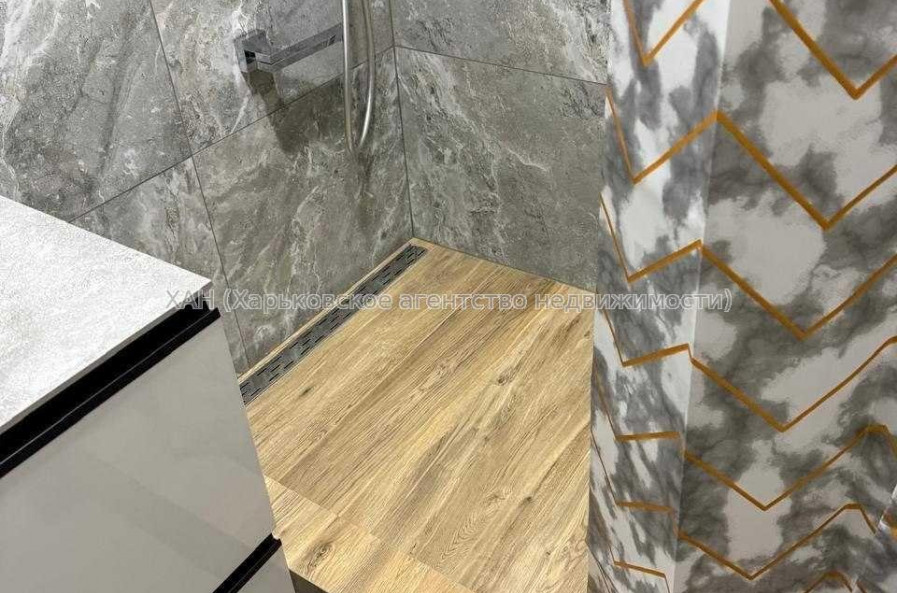 Продам квартиру, Мира ул. , 2  ком., 58 м², евроремонт 