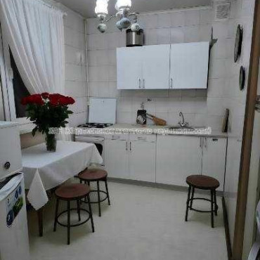 Продам квартиру, Аэрокосмический пр. , 1 кім., 32.40 м², косметический ремонт 