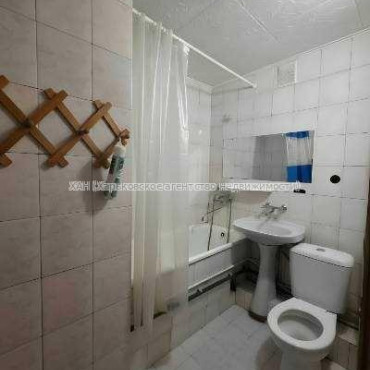 Продам квартиру, Аэрокосмический пр. , 1 кім., 32.40 м², косметический ремонт 