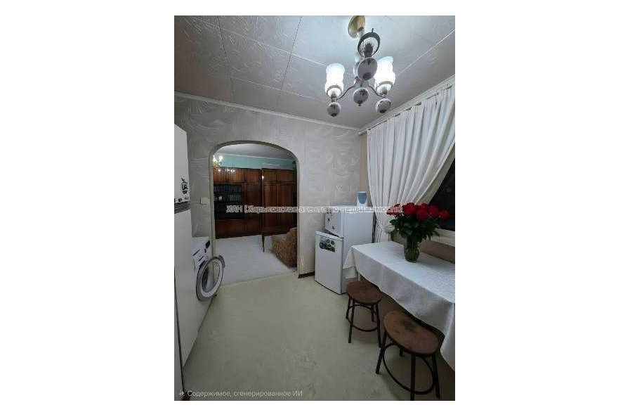 Продам квартиру, Аэрокосмический пр. , 1 кім., 32.40 м², косметический ремонт 