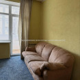 Продам квартиру, Григория Сковороды ул. , 2  ком., 50.70 м², капитальный ремонт 