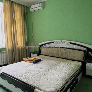 Продам квартиру, Григория Сковороды ул. , 2  ком., 50.70 м², капитальный ремонт 
