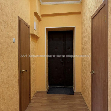Продам квартиру, Григория Сковороды ул. , 2  ком., 50.70 м², капитальный ремонт 
