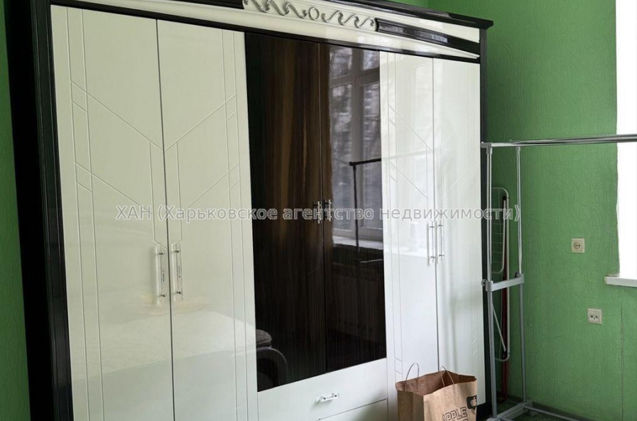 Продам квартиру, Григория Сковороды ул. , 2  ком., 50.70 м², капитальный ремонт 
