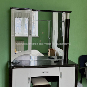 Продам квартиру, Григория Сковороды ул. , 2  ком., 50.70 м², капитальный ремонт 