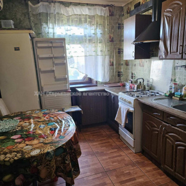 Продам квартиру, Григоровское шоссе , 57 , 3 кім., 67 м², косметический ремонт 