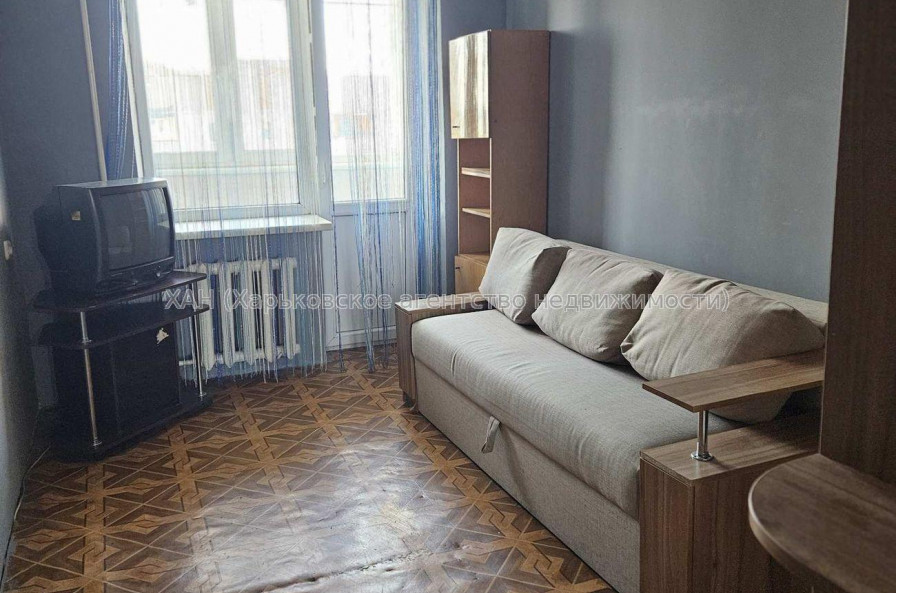 Продам квартиру, Григоровское шоссе , 57 , 3 кім., 67 м², косметический ремонт 