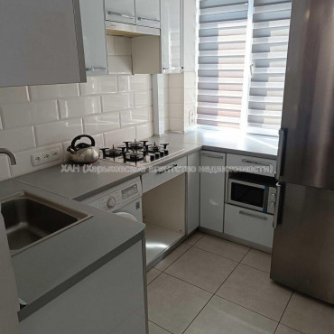 Продам квартиру, Душкина ул. , 2  ком., 44.70 м², капитальный ремонт 