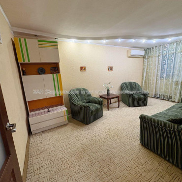 Продам квартиру, Григоровское шоссе , 1  ком., 32 м², капитальный ремонт 