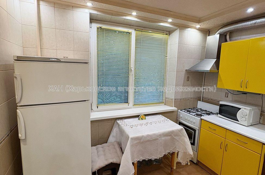 Продам квартиру, Григоровское шоссе , 1  ком., 32 м², капитальный ремонт 