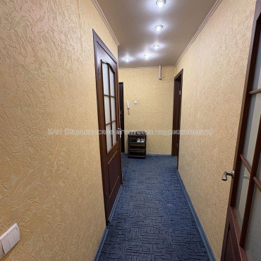 Продам квартиру, Григоровское шоссе , 1  ком., 32 м², капитальный ремонт 
