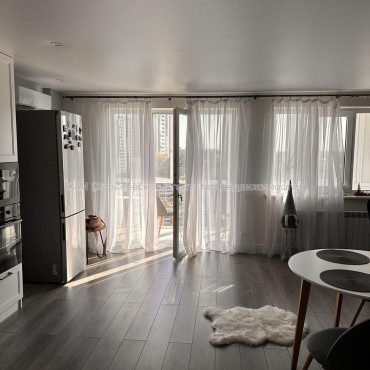 Продам квартиру, Ващенковский пер. , 1 кім., 51 м², авторский дизайн 