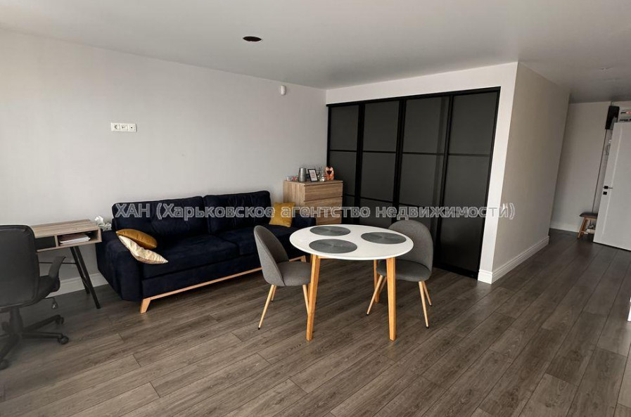 Продам квартиру, Ващенковский пер. , 1 кім., 51 м², авторский дизайн 