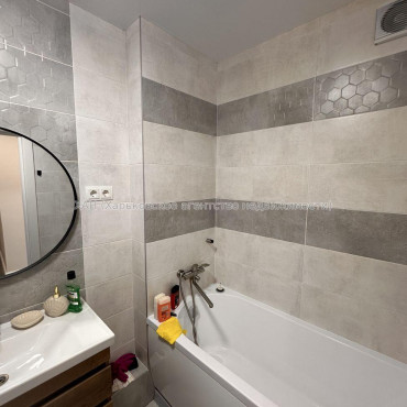 Продам квартиру, Ващенковский пер. , 1 кім., 51 м², авторский дизайн 