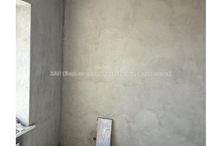 Продам квартиру, Балакирева пер. , 3 кім., 103 м², без отделочных работ 