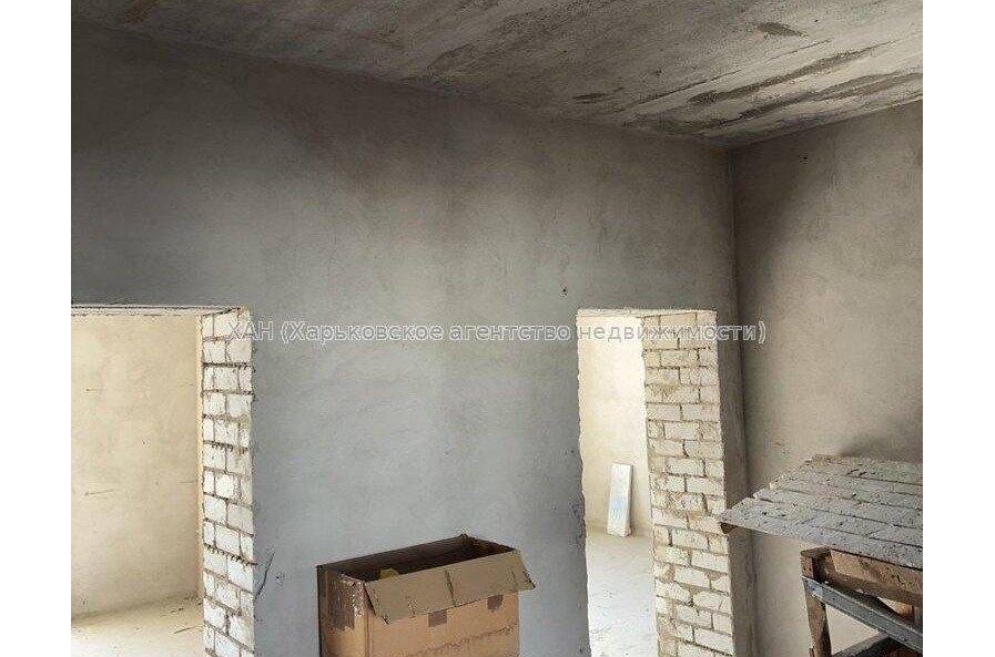 Продам квартиру, Балакирева пер. , 3 кім., 103 м², без отделочных работ 