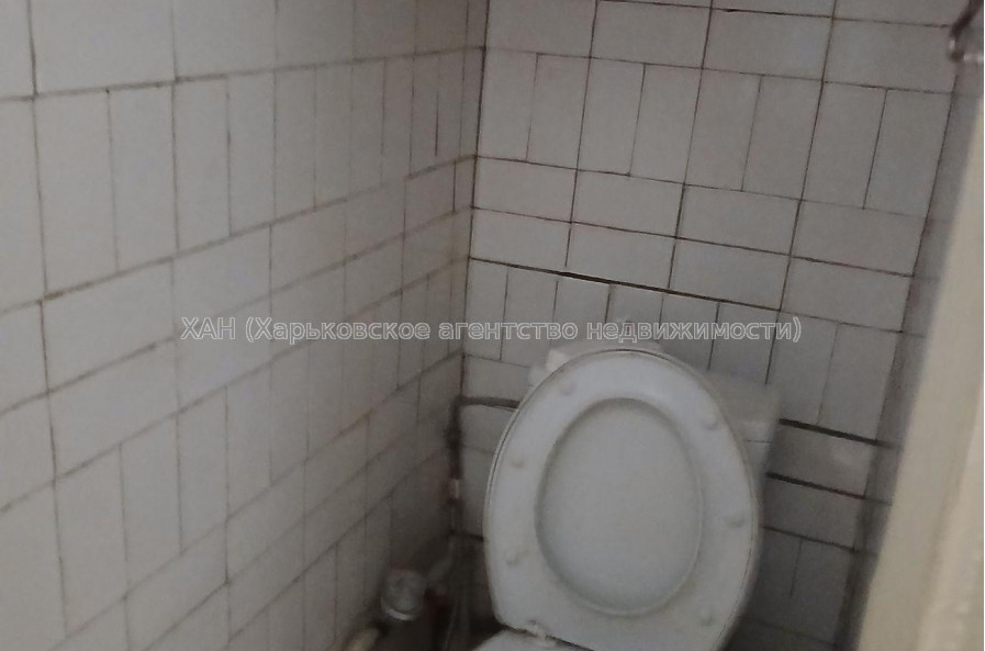 Продам квартиру, Науки просп. , 2 кім., 44 м², косметический ремонт 