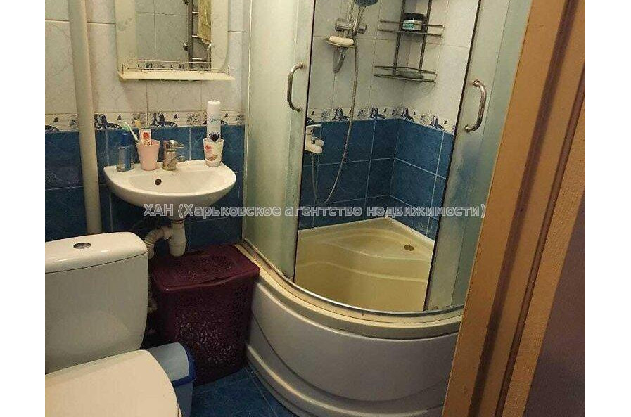 Продам квартиру, Индустриальный просп. , 2 кім., 45 м², косметический ремонт 