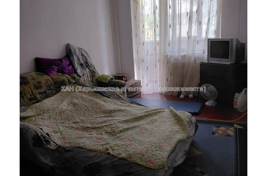 Продам квартиру, Болградская ул. , 1  ком., 37.20 м², косметический ремонт 