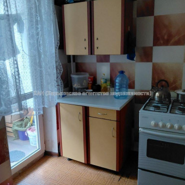 Продам квартиру, Болградская ул. , 1  ком., 37.20 м², косметический ремонт 