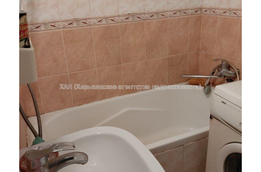 Продам квартиру, Болградская ул. , 1  ком., 37.20 м², косметический ремонт 
