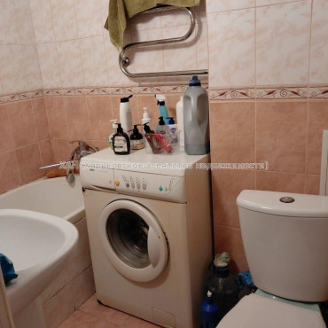 Продам квартиру, Болградская ул. , 1  ком., 37.20 м², косметический ремонт 