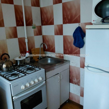Продам квартиру, Болградская ул. , 1  ком., 37.20 м², косметический ремонт 