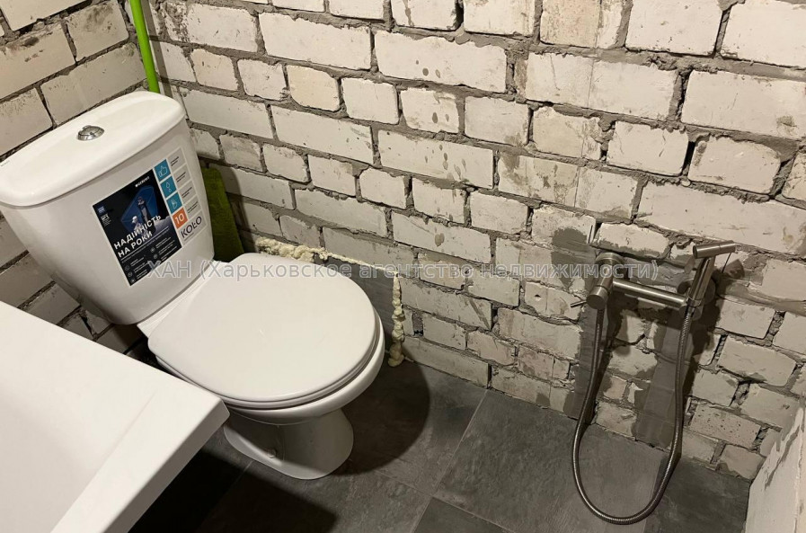 Здам квартиру, Авиахимическая ул. , 7 , 1 кім., 21 м², частичный ремонт 