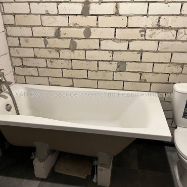 Здам квартиру, Авиахимическая ул. , 7 , 1 кім., 21 м², частичный ремонт 
