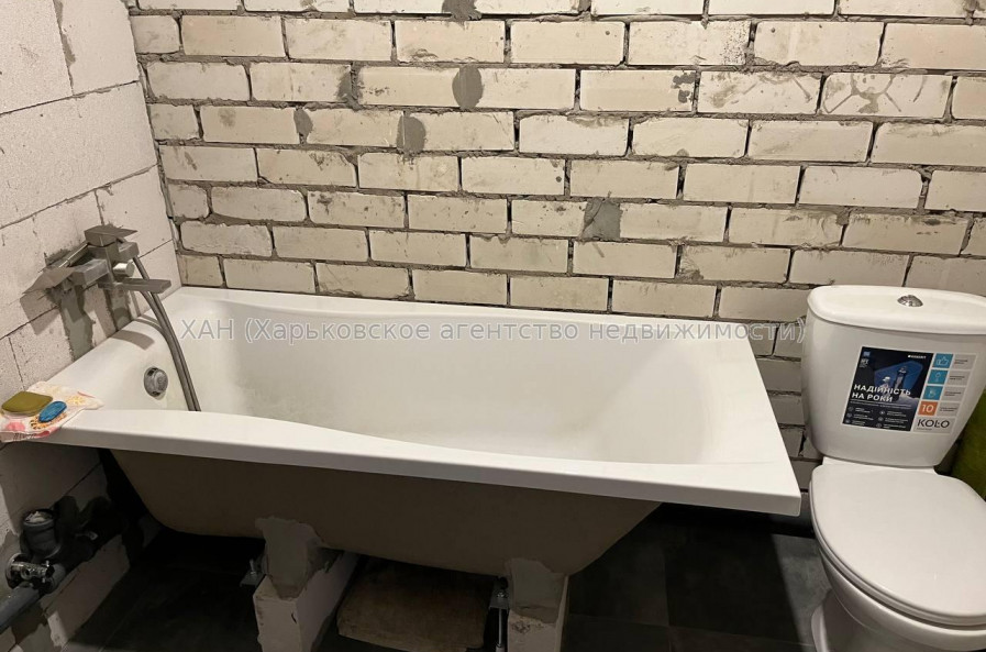 Здам квартиру, Авиахимическая ул. , 7 , 1 кім., 21 м², частичный ремонт 