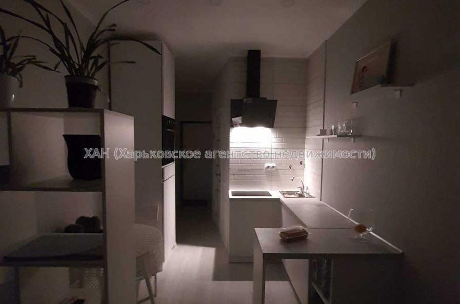 Продам квартиру, Героев Харькова просп. , 1  ком., 26 м², авторский дизайн 