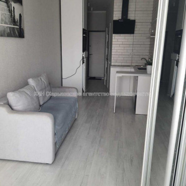 Продам квартиру, Героев Харькова просп. , 1  ком., 26 м², авторский дизайн 