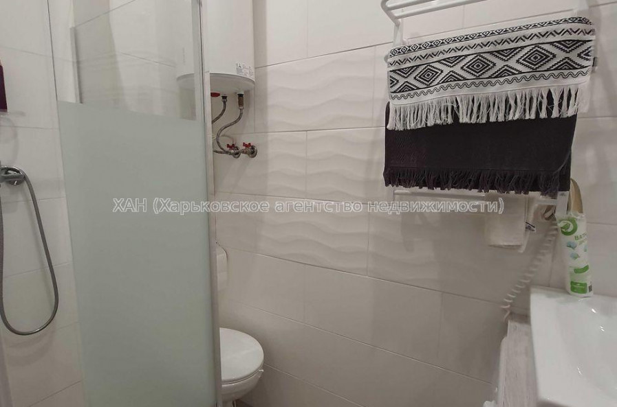 Продам квартиру, Героев Харькова просп. , 1  ком., 26 м², авторский дизайн 