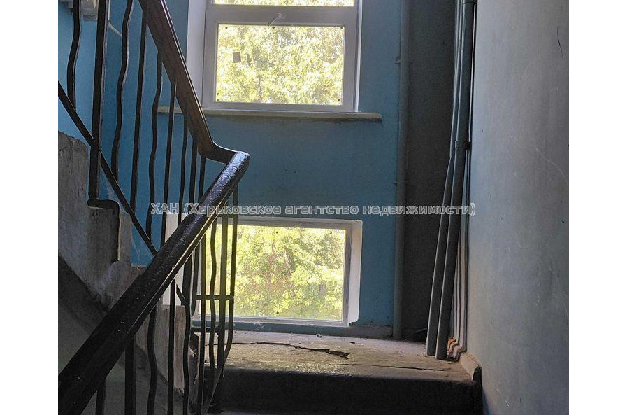 Продам квартиру, Защитников Неба ул. , 1  ком., 12 м², косметический ремонт 