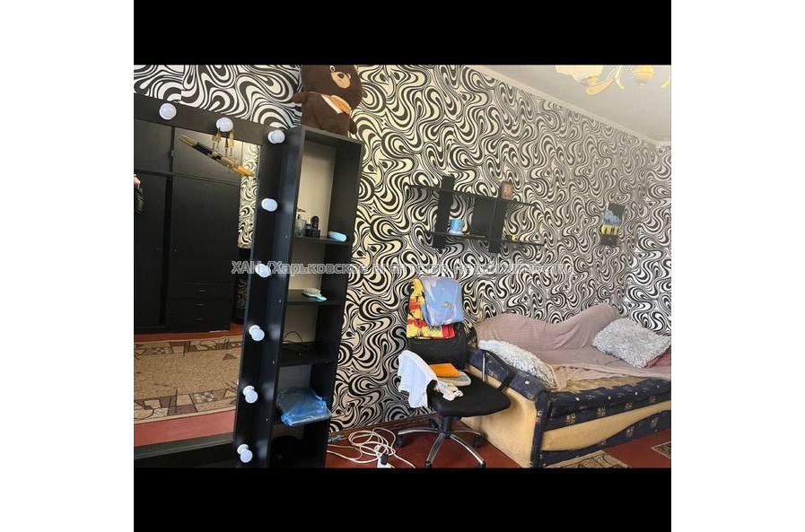 Продам квартиру, Бригады Хартия ул. , 1  ком., 19 м², косметический ремонт 
