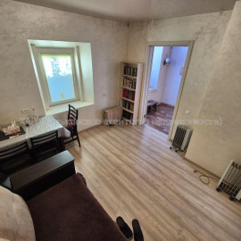 Продам квартиру, Троицкий пер. , 2 кім., 32 м², капитальный ремонт