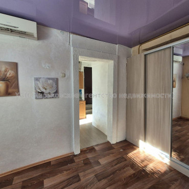 Продам квартиру, Троицкий пер. , 2 кім., 32 м², капитальный ремонт 