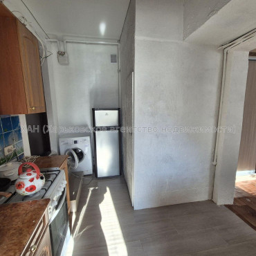 Продам квартиру, Троицкий пер. , 2 кім., 32 м², капитальный ремонт 