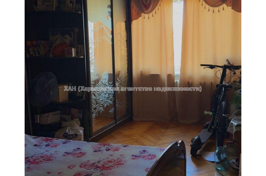 Продам квартиру, Юбилейный просп. , 3  ком., 65 м², косметический ремонт 
