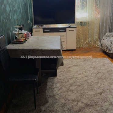 Продам квартиру, Юбилейный просп. , 3  ком., 65 м², косметический ремонт 