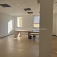 Сдам нежилую недвижимость, офис в офисном центре , 1  ком., 52 м², косметический ремонт 
