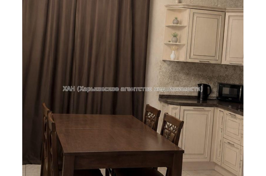 Продам дом, Ново-Баварский просп. , 115 м², 8.50 сот., авторский дизайн 