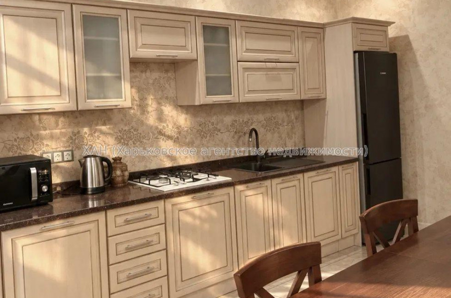 Продам дом, Ново-Баварский просп. , 115 м², 8.50 сот., авторский дизайн 