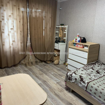 Продам квартиру, Стадионный проезд , 2 кім., 29 м², капитальный ремонт 
