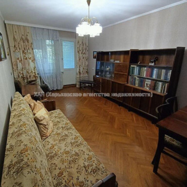 Продам квартиру, Ньютона ул. , 2  ком., 47 м², косметический ремонт 